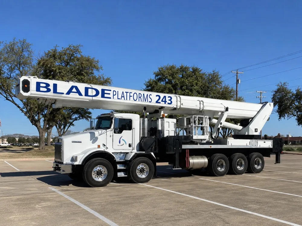 BLADE 243R (75 m)