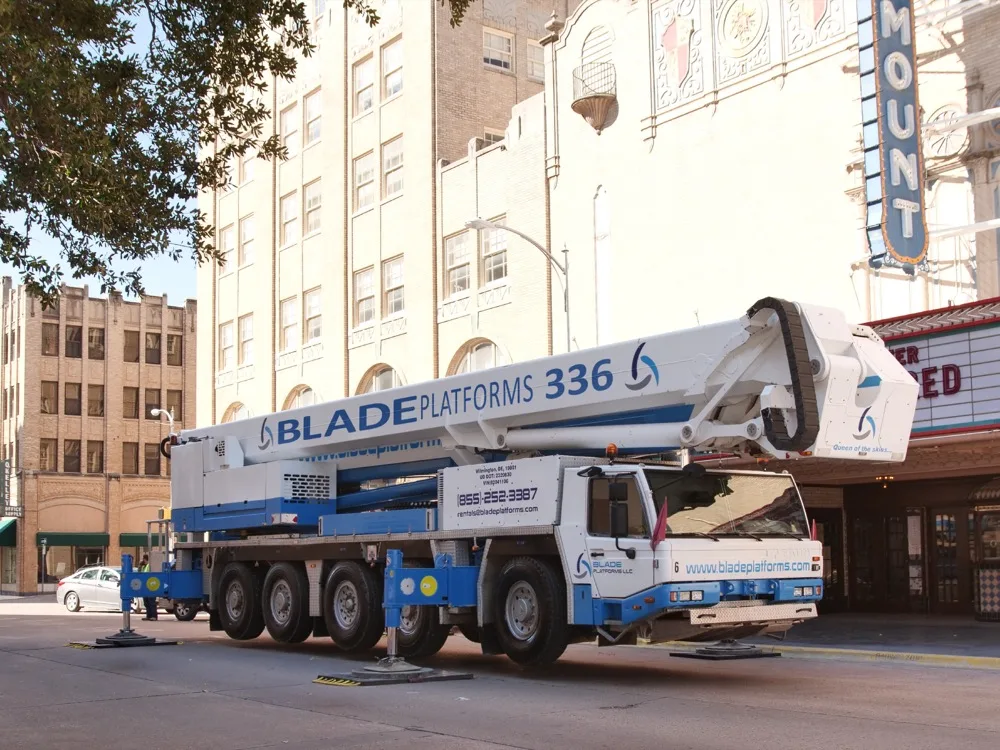 BLADE 336P (103 m)