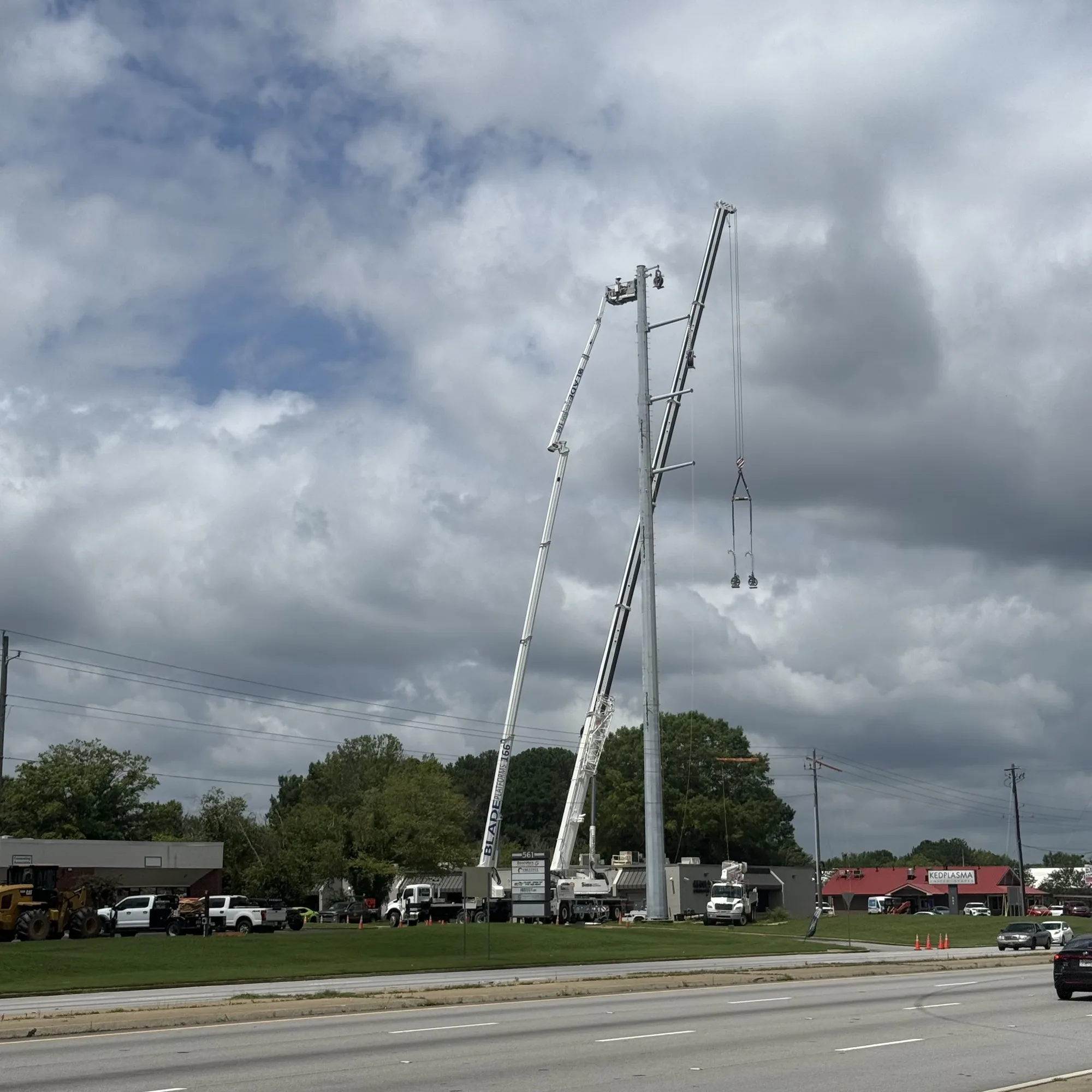 BLADE 166R (51 m)