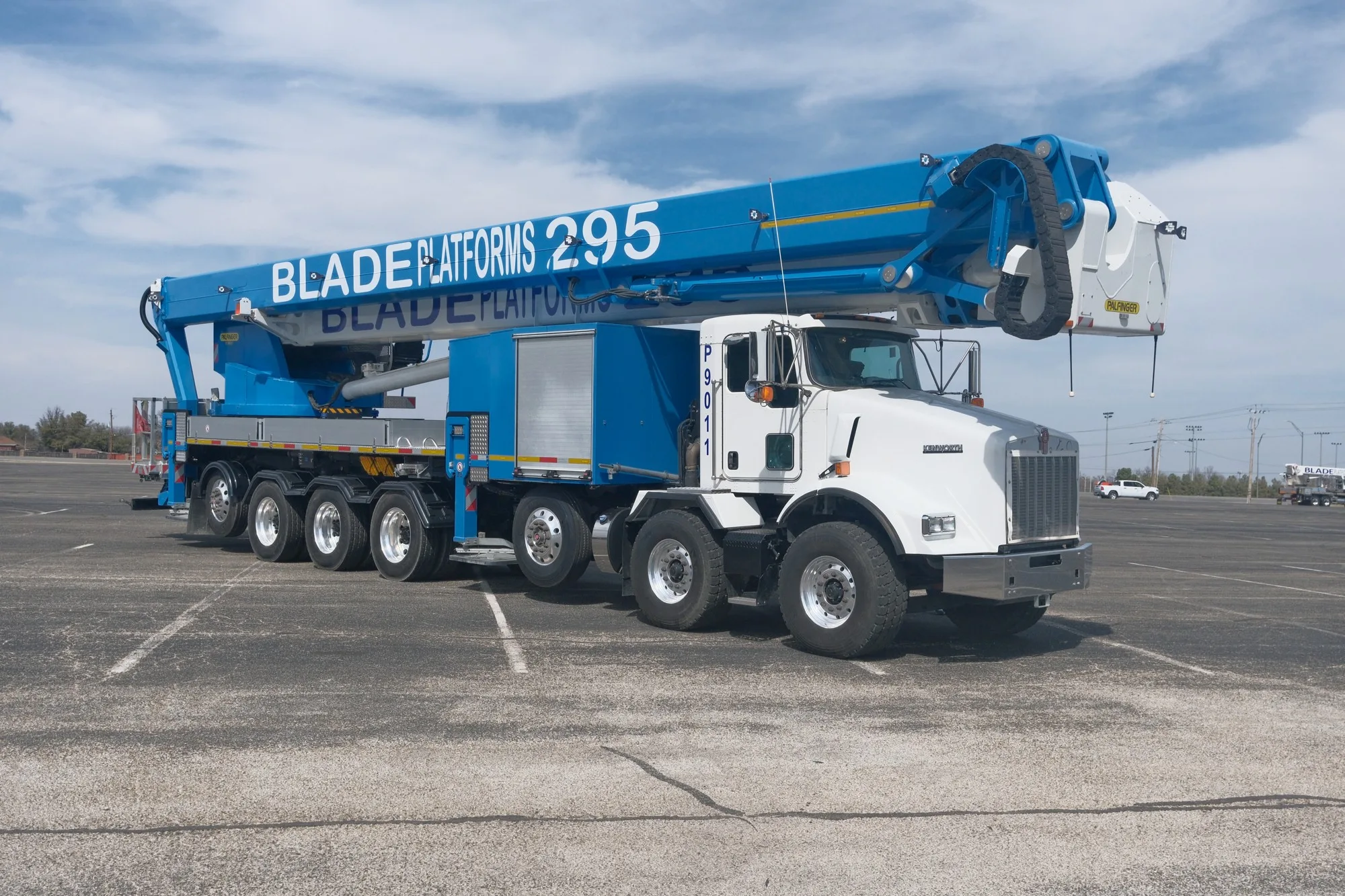 BLADE 295P (90 m)
