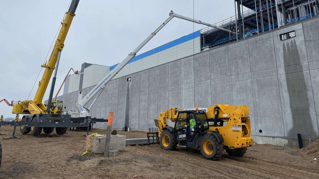 Infrastructure Blade Platforms Bucket Truck Rentals, Aerial Work