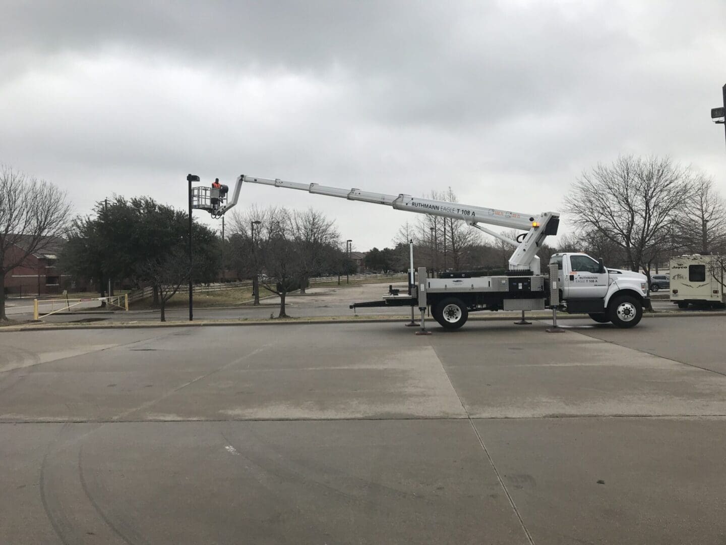 Bucket Truck