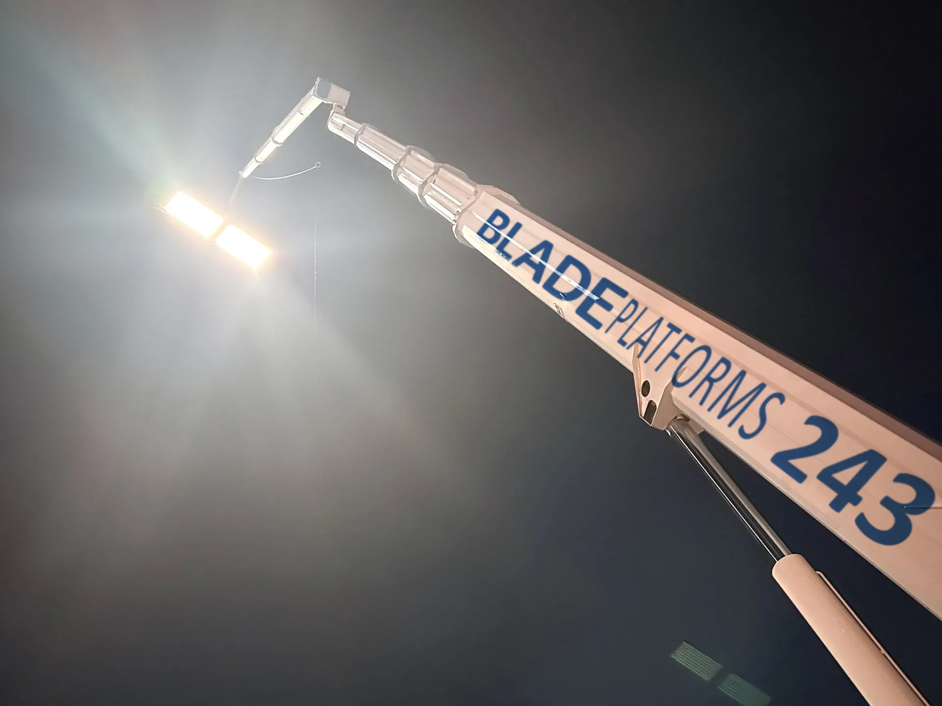 BLADE 243R (75 m)